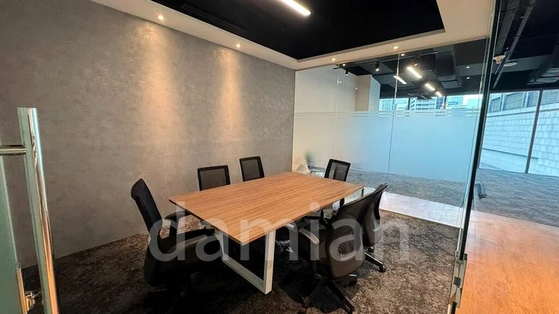 Office for Rent: Plus - Image 5