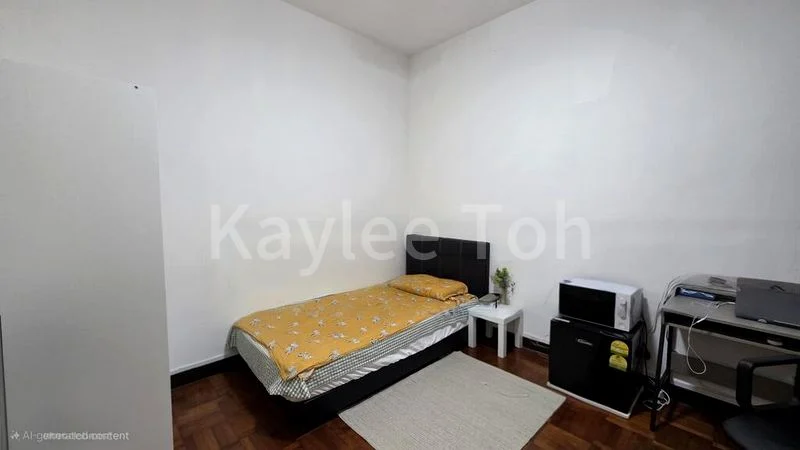 5 Bed Condo for Sale in  Charming Garden - Image 11