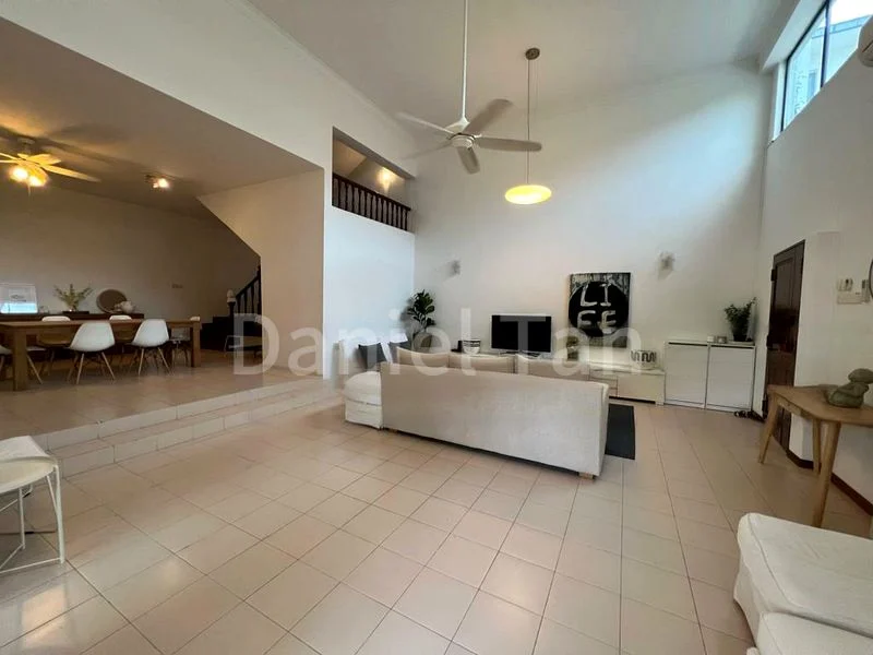 5 Bed Semi-Detached House (Landed) for Rent in  Regent Villas - Image 1