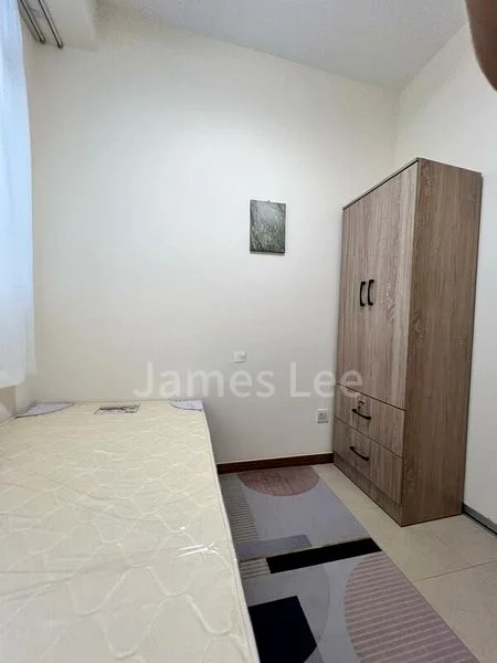 Common Room (Condo) for Rent in  The Lakeshore - Image 7