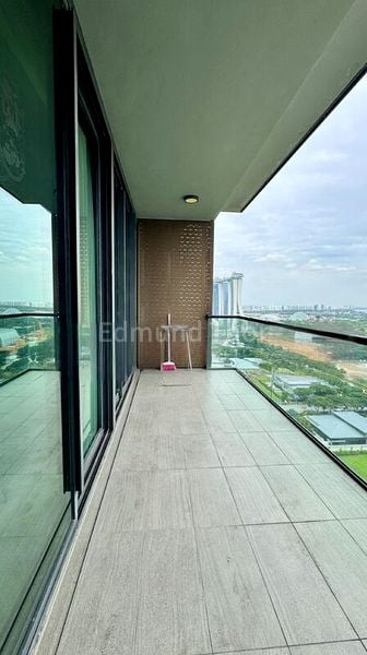 2 Bed Condo for Rent in Marina One/ The Heart - Image 13