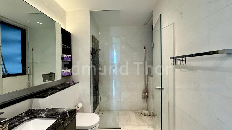 2 Bed Condo for Rent in Marina One/ The Heart - Image 9