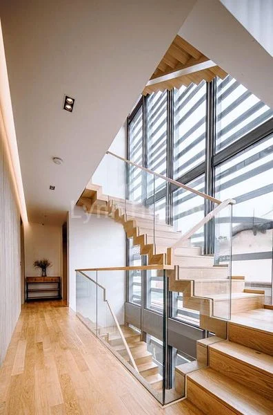 6 Bed Semi-Detached House (Landed) for Sale in  Hoover Park - Image 5