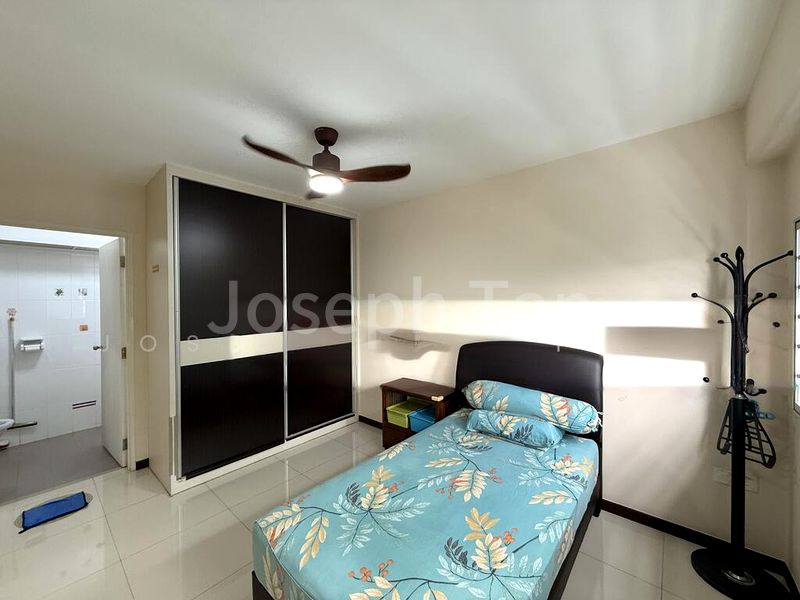 4 Room (4A) HDB for Sale in  166A Yung Kuang Road - Image 10
