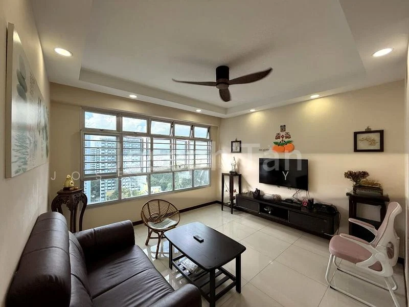 4 Room (4A) HDB for Sale in  166A Yung Kuang Road - Image 1