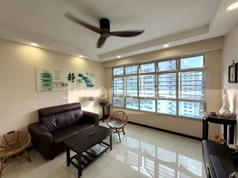 4 Room (4A) HDB for Sale in  166A Yung Kuang Road - Image 3