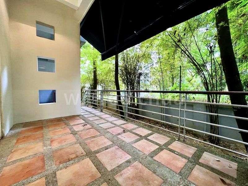 4 Bed Apartment (Condo) for Rent in Nassimville - Image 8