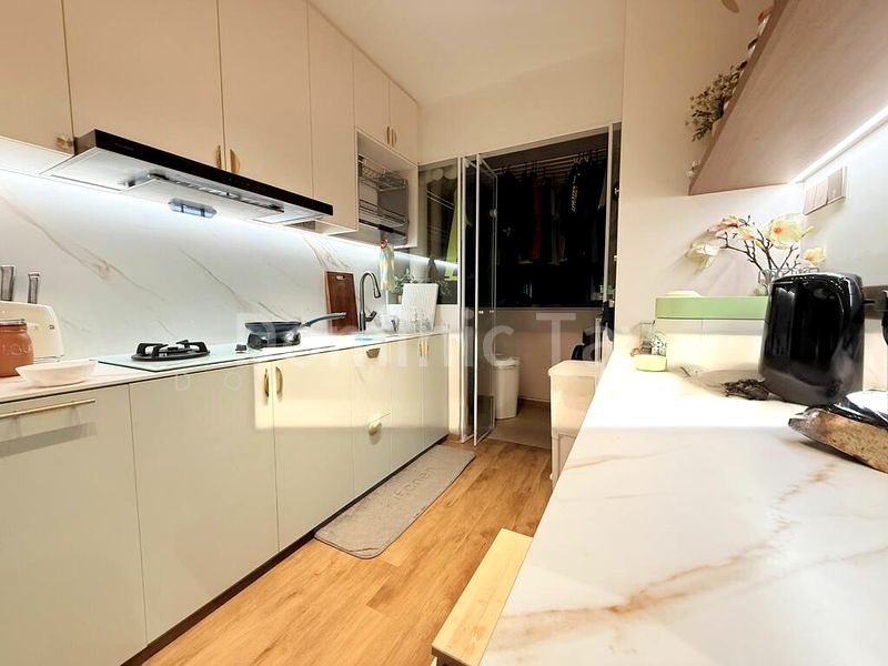 Room (HDB) for Rent in  546A Segar Road - Image 3