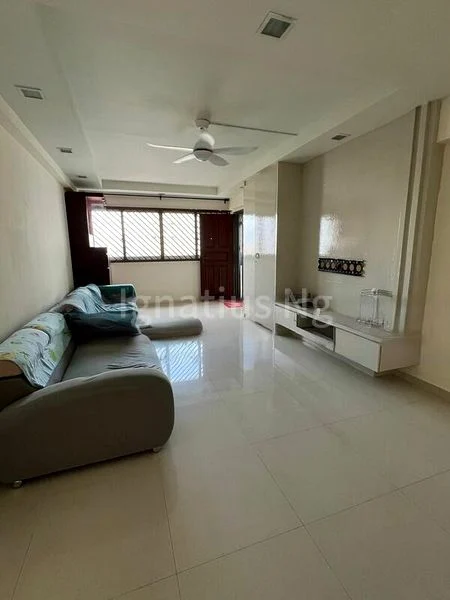 4 Room (4A) HDB for Rent in  689 Hougang Street 61 - Image 1