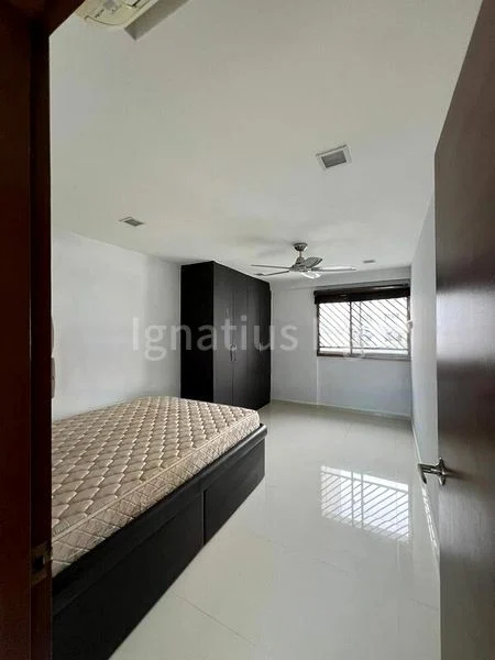 4 Room (4A) HDB for Rent in  689 Hougang Street 61 - Image 3