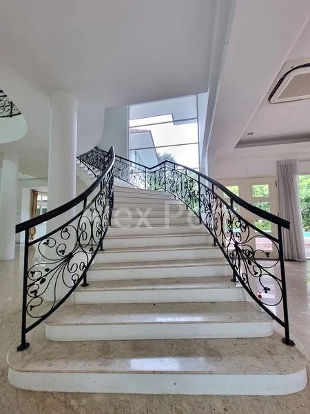 6 Bed Good Class Bungalow (Landed) for Rent in Swettenham Road - Image 3