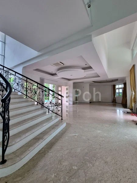 6 Bed Good Class Bungalow (Landed) for Rent in Swettenham Road - Image 4