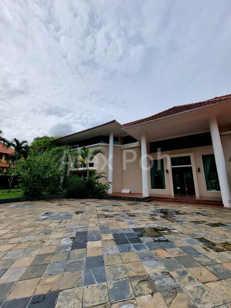 6 Bed Good Class Bungalow (Landed) for Rent in Swettenham Road - Image 23