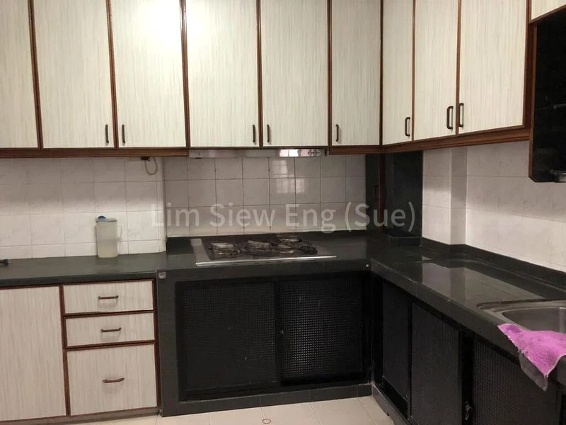 4 Room (4NG) HDB for Rent in  10 Lorong 7 Toa Payoh - Image 5