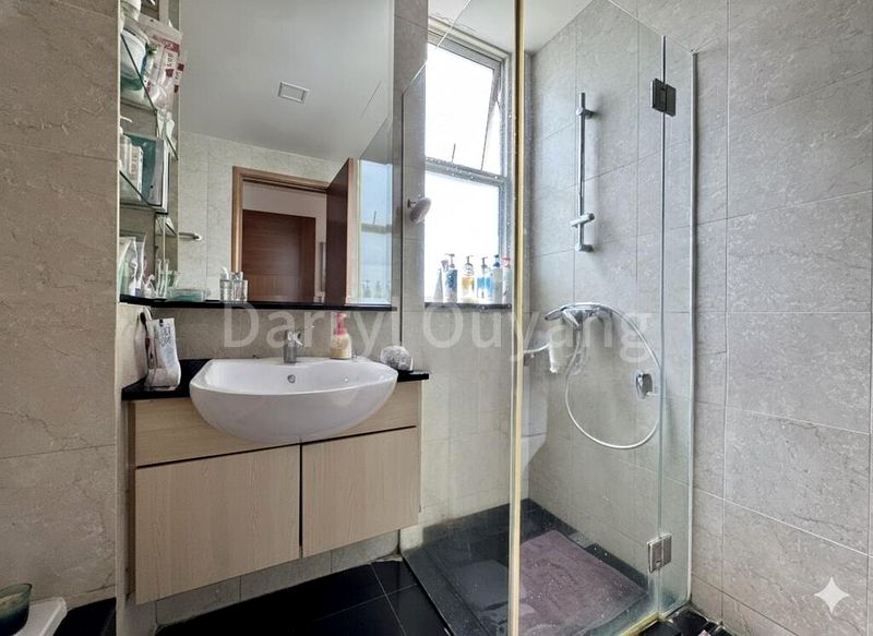 3 Bed Condo for Rent in  Sunglade - Image 3