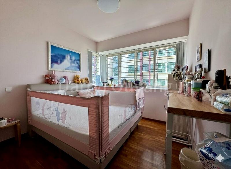 3 Bed Condo for Rent in  Sunglade - Image 6