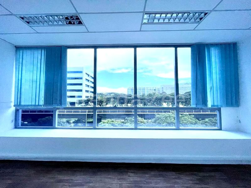 Light Industrial (B1) for Sale in One Commonwealth - Image 5