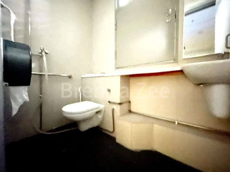 Light Industrial (B1) for Sale in One Commonwealth - Image 8