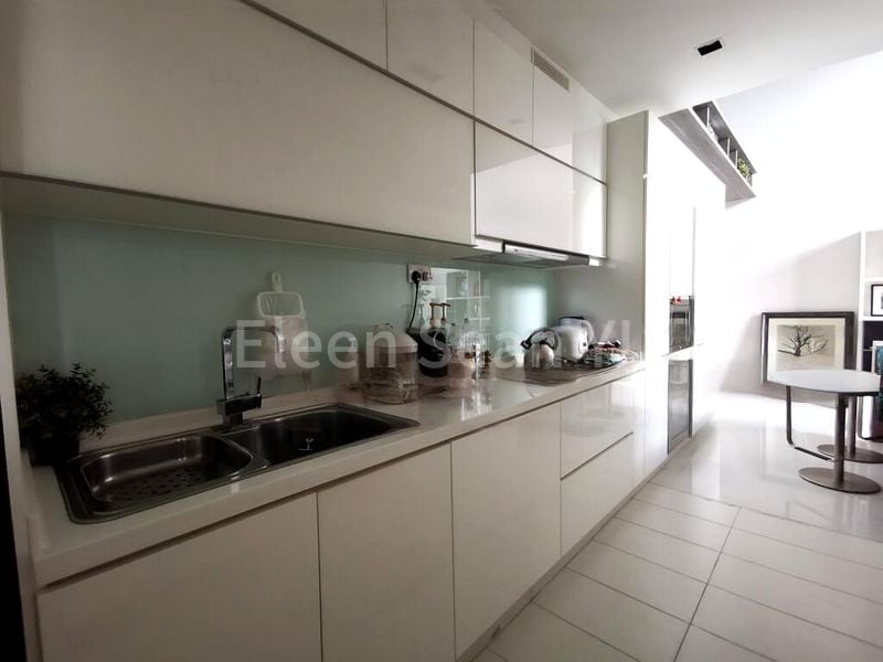 2 Bed Condo for Rent in Soleil @ Sinaran - Image 6
