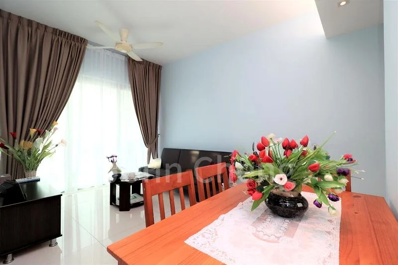 1 Bed Condo for Rent in  Trevista - Image 2