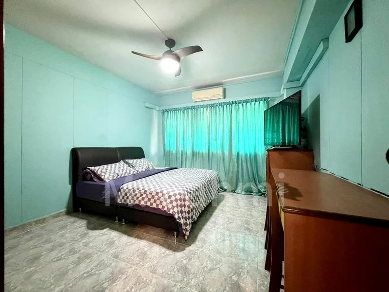 5 Room (5I) HDB for Sale in  833 Jurong West Street 81 - Image 5