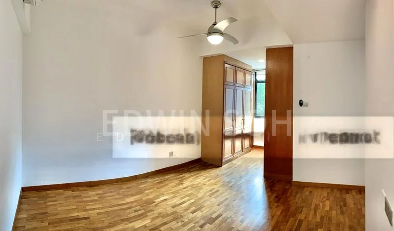 3 Bed Condo for Rent in  The Park Vale - Image 7