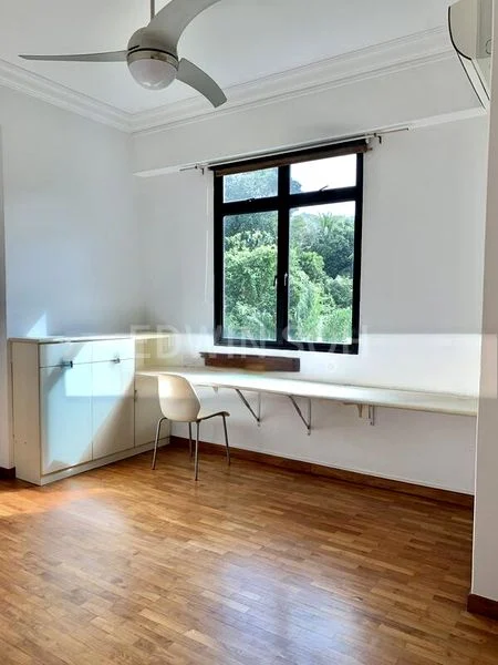 3 Bed Condo for Rent in The Park Vale - Image 3