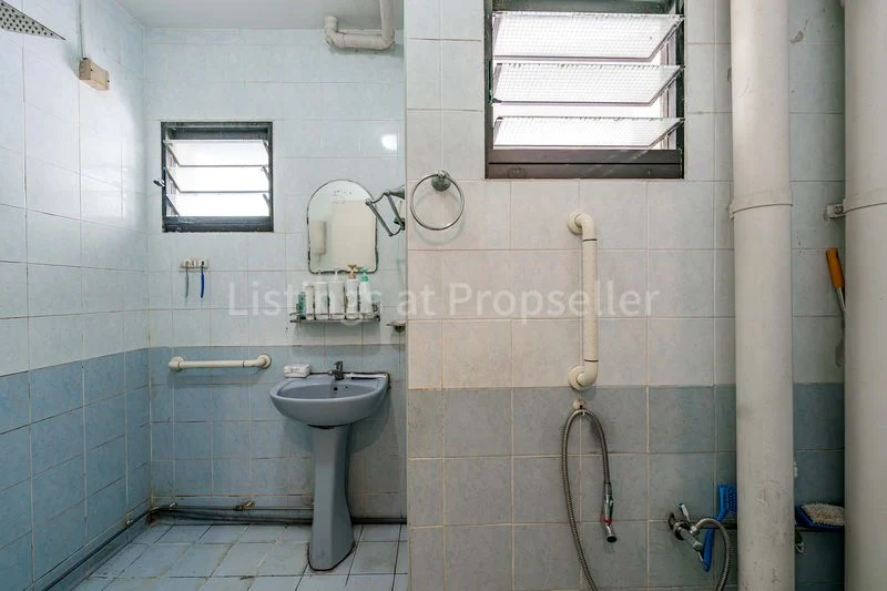 Premium HDB for Sale in 771 Bedok Reservoir View - Image 9