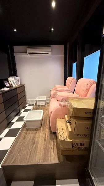 Food & Beverage for Sale: Sims urban oasis - Image 4