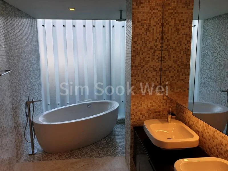 4 Bed Condo for Rent in  Oei Tiong Ham Park Residences - Image 7