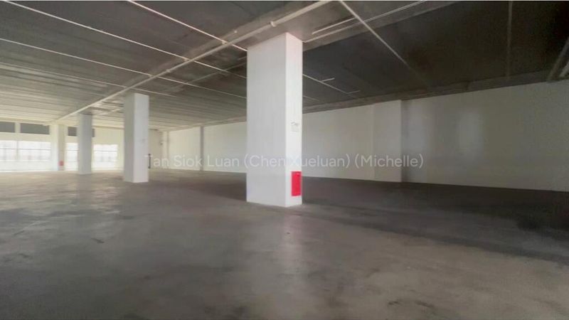 Factory / Workshop (B2) for Rent: 1,500 SF Industrial Shop, 24' Clear, on Liner Ave - Image 2