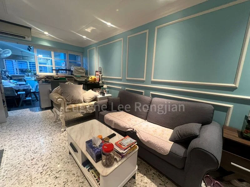 3 Room (3NG) HDB for Sale in  557 Ang Mo Kio Avenue 10 - Image 1