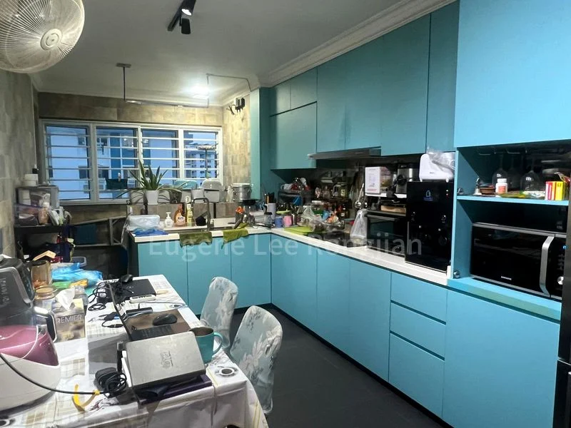 3 Room (3NG) HDB for Sale in  557 Ang Mo Kio Avenue 10 - Image 2