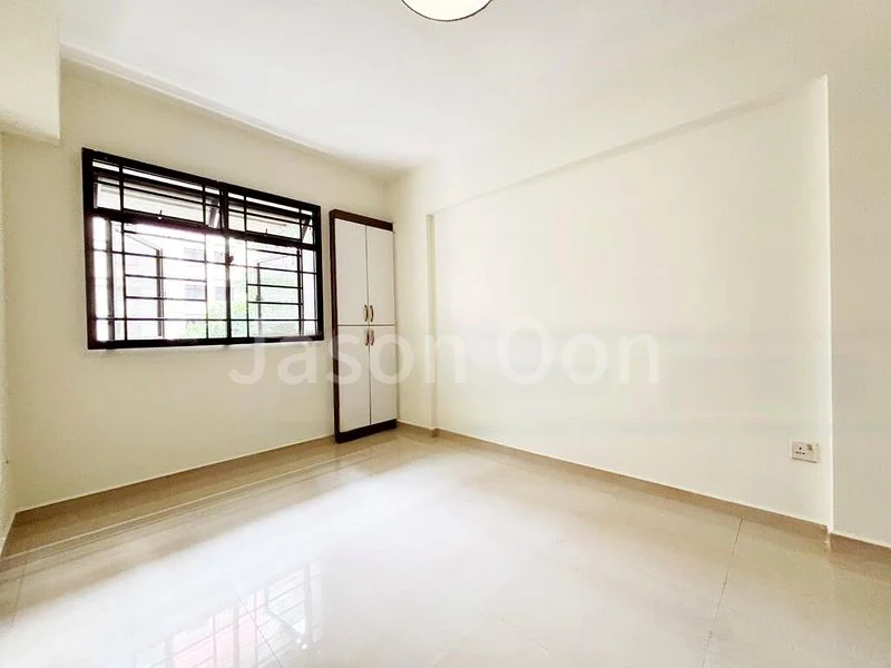 4 Room (4A) HDB for Sale in  150 Rivervale Crescent - Image 6