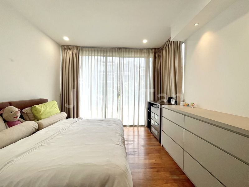 5 Bed Cluster House (Landed) for Sale in  Este Villa - Image 6