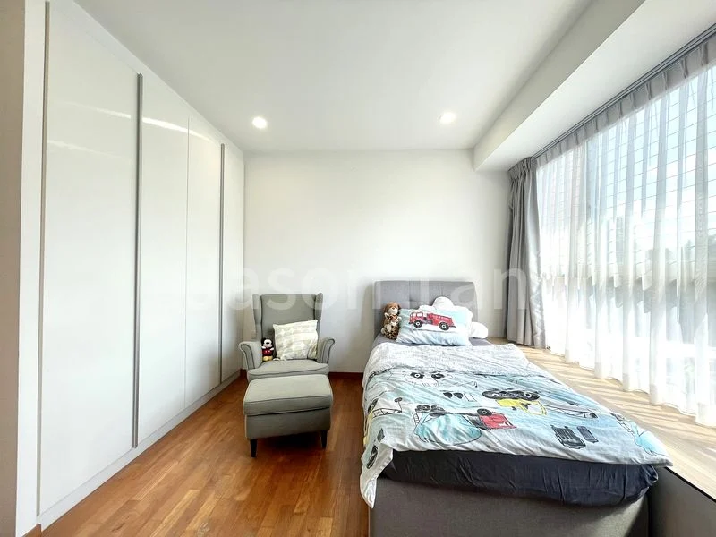 5 Bed Cluster House (Landed) for Sale in  Este Villa - Image 10