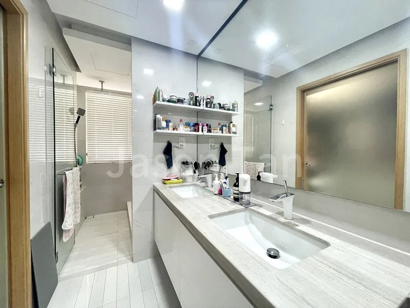 5 Bed Cluster House (Landed) for Sale in  Este Villa - Image 11