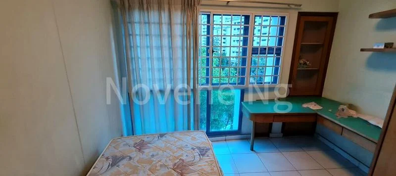 Executive HDB for Sale in 468D Admiralty Drive - Image 6