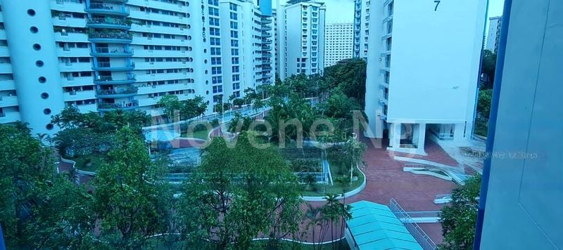 Executive HDB for Sale in 468D Admiralty Drive - Image 8