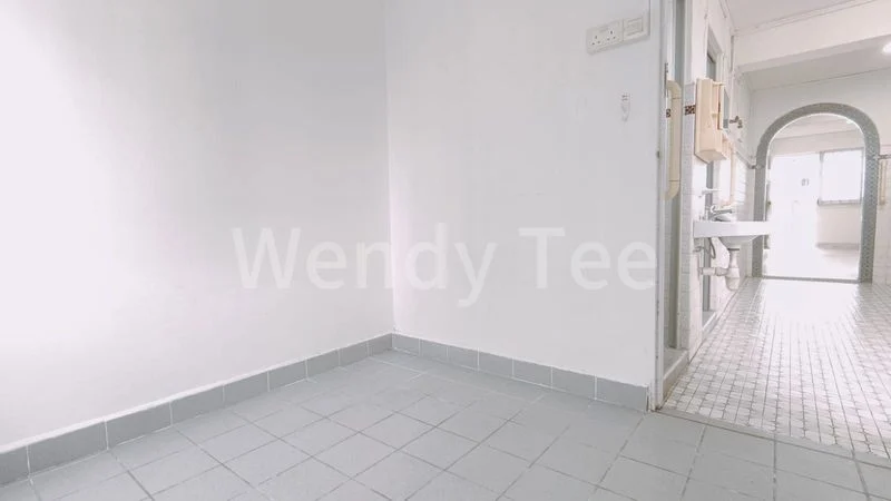 3 Room (3I) HDB for Sale in  66 Marine Drive - Image 3