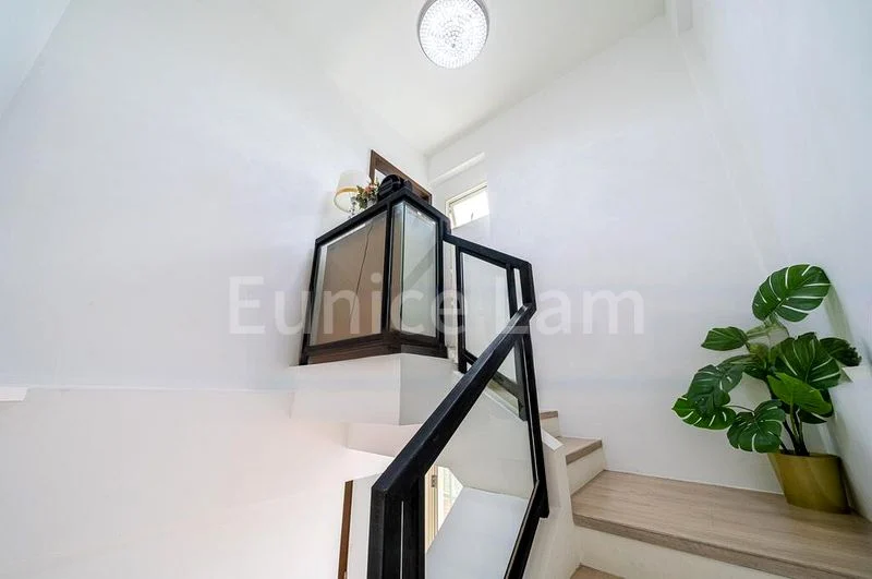 3 Bed Executive Condo for Sale in  Watercolours - Image 13