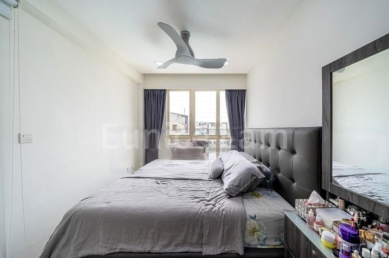 3 Bed Executive Condo for Sale in  Watercolours - Image 6