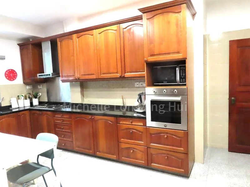 6 Bed Good Class Bungalow (Landed) for Rent in  Bukit Timah Road - Image 12