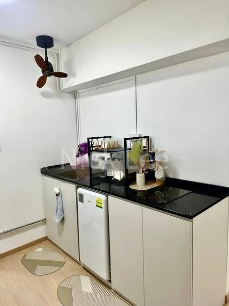 Common Room (Condo) for Rent in  People's Park Complex - Image 3