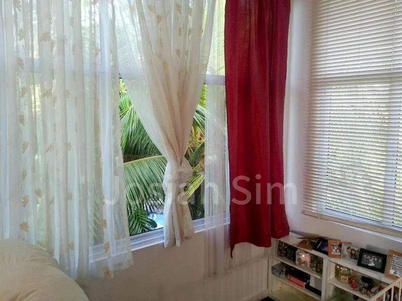 6 Bed Terraced House (Landed) for Rent in  Pasir Ris Beach Park - Image 3