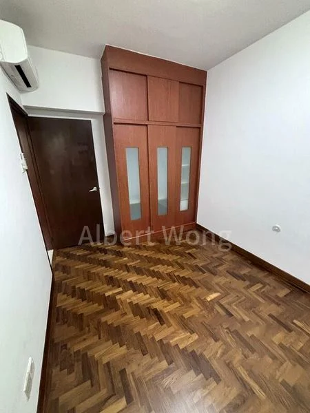 3 Bed Condo for Rent in  Castle Green - Image 5