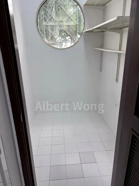 3 Bed Condo for Rent in  Castle Green - Image 12