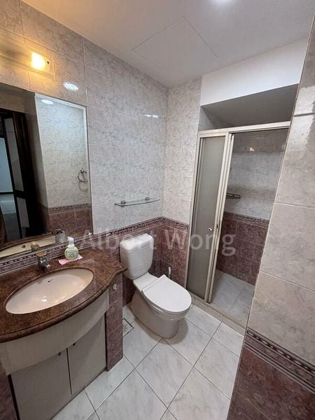 3 Bed Condo for Rent in  Castle Green - Image 7