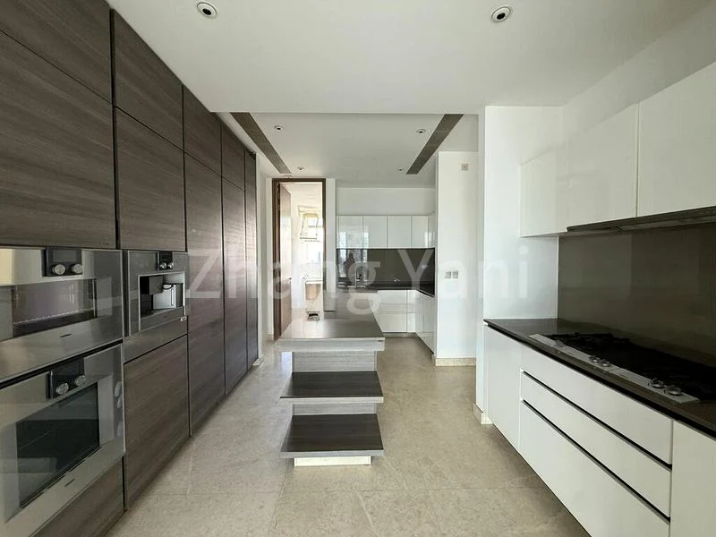 4 Bed Condo for Rent in  Gramercy Park - Image 11