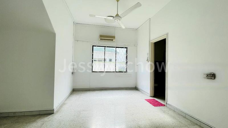4 Bed Bungalow (Landed) for Sale in  Clementi Park - Image 7